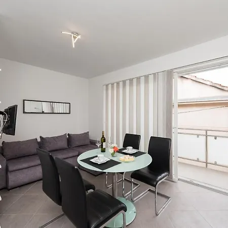 Lavi Apartment Zadar