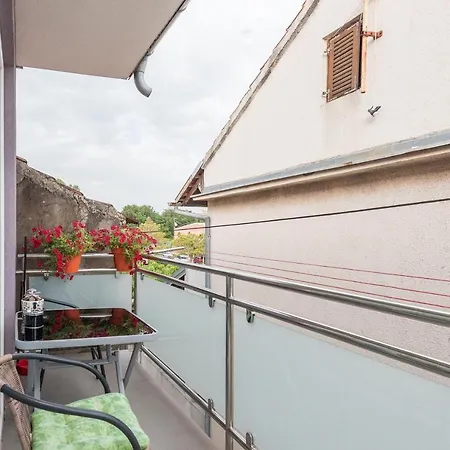 Apartamento Lavi