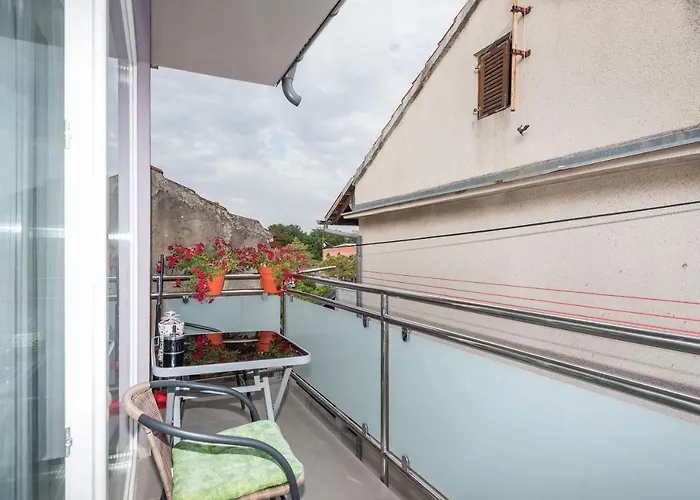 Appartement Lavi
