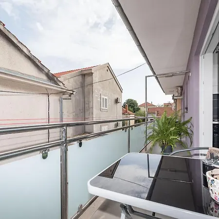 Lavi Apartamento